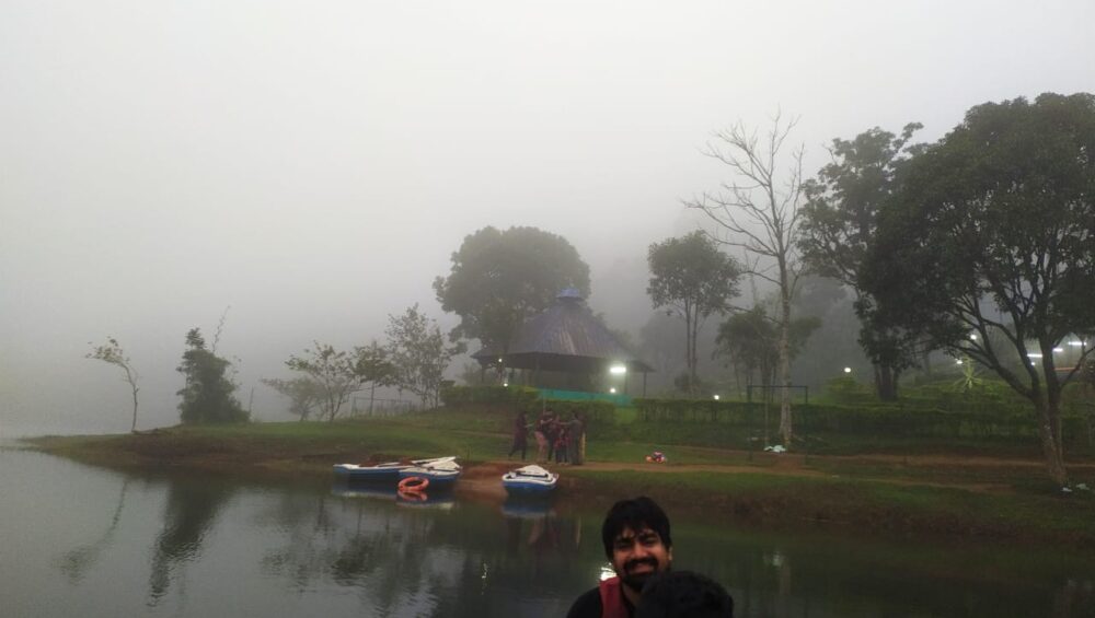 Man Enjoying in Gavi Thekkady